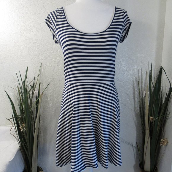American Eagle Outfitters Dresses & Skirts - Dress Navy White Striped Fit Flare Nautical Sz S